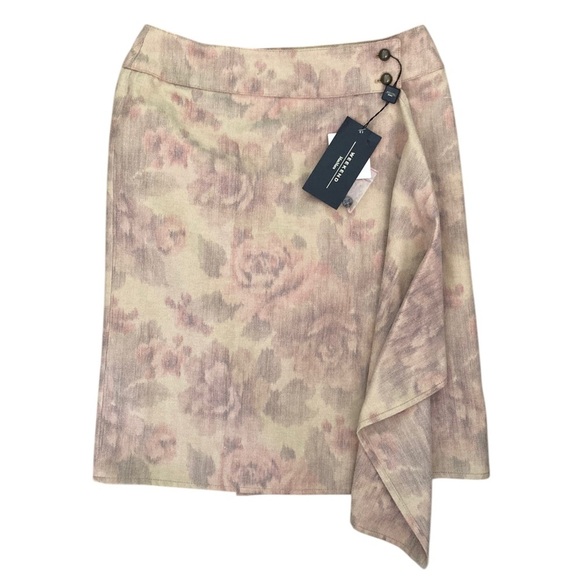 Maxmara Weekend Matelasse Skirt NWT Canvas Rose Print Floral Ruffle Detail - Picture 2 of 9